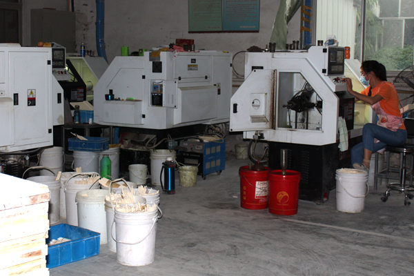 生產(chǎn)設(shè)備